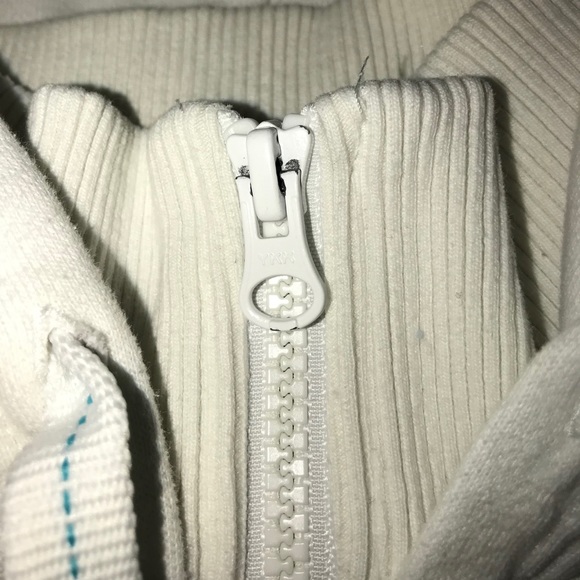 NORTH FACE WINTER JACKET - Picture 11 of 16